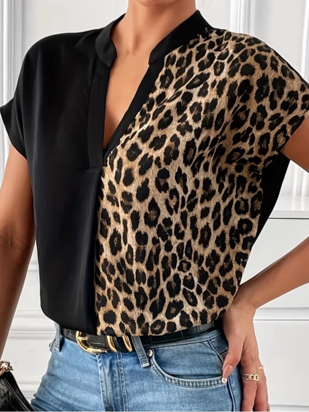🐆 HOST PICK 🐆Black & Leopard Split V-Neck Top - Picture 3 of 3